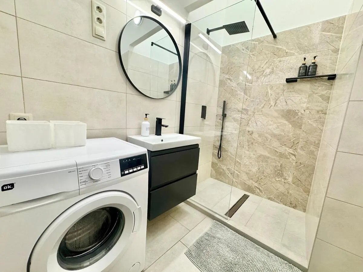 K16 Central Spacious 2Br Budapest Apartment