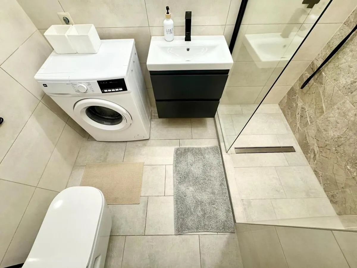 Apartment K16 Central Spacious 2Br Budapest Ungarn